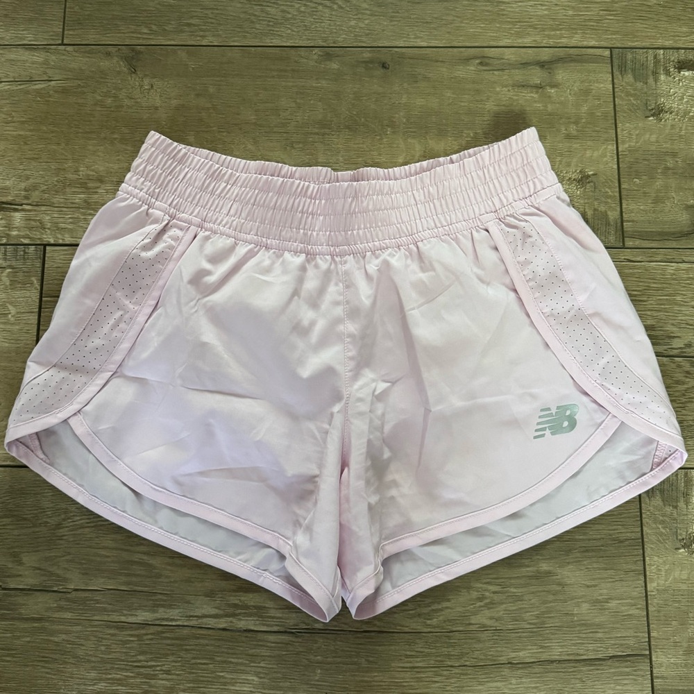 New Balance• shorts🩷